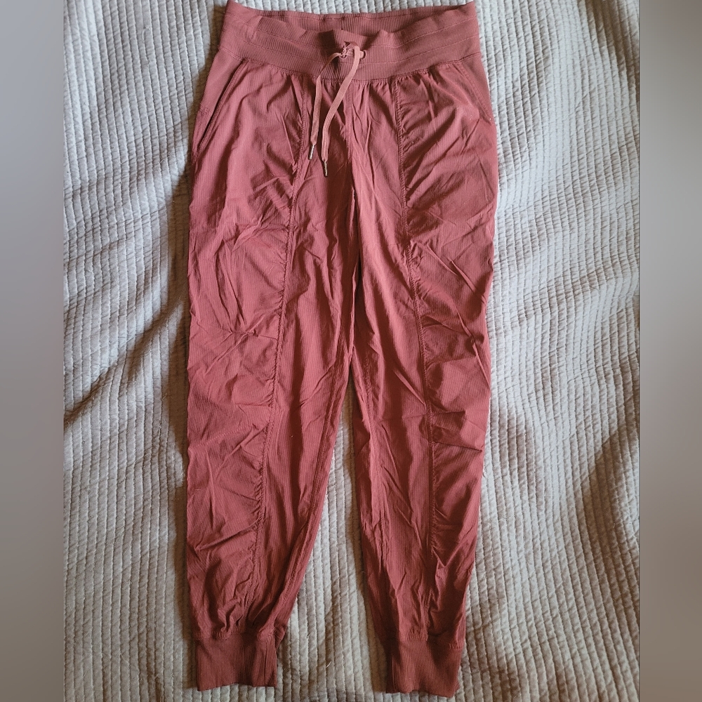 Lululemon dance studio jogger, burgundy, size 8